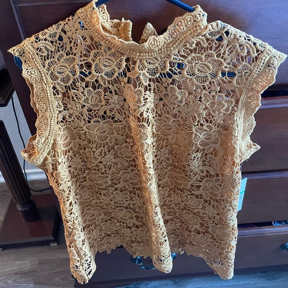 Blouse - Picture 2 of 5